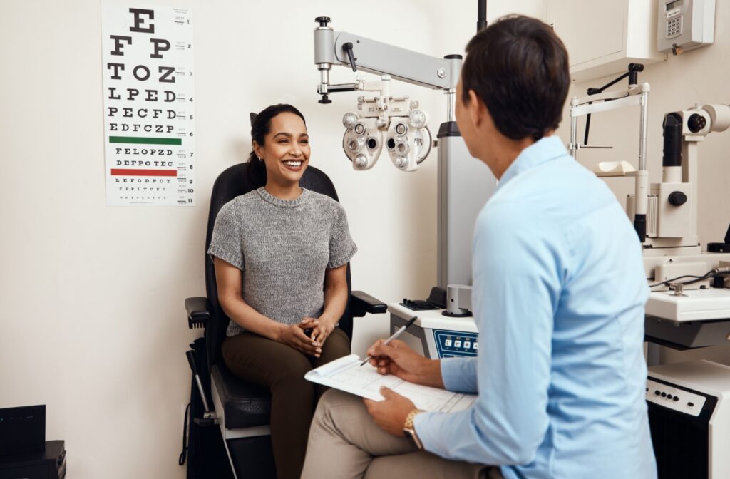 A person consulting an optometrist about their alternate eye drop techniques.